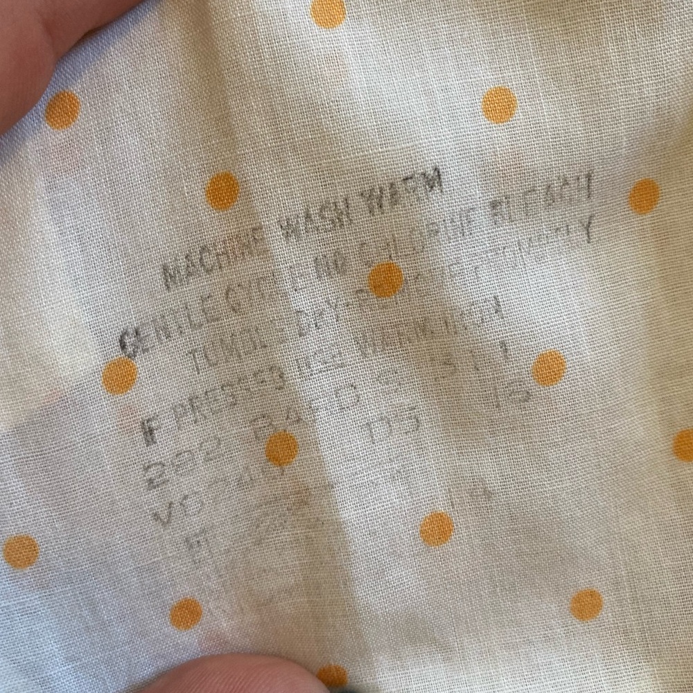 Vintage polka dot button down blouse - Picture 6 of 6